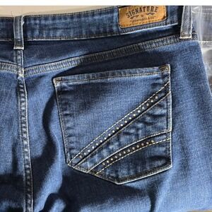 Levis Signature Modern Bootcut Jeans Women Plus fit 16W Stretch  Everyday Modern